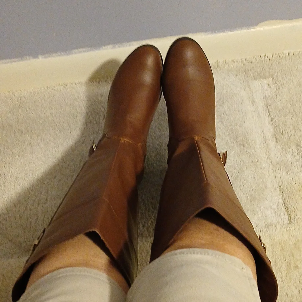 Classic Brown Women's Mid-Calf Riding Boots